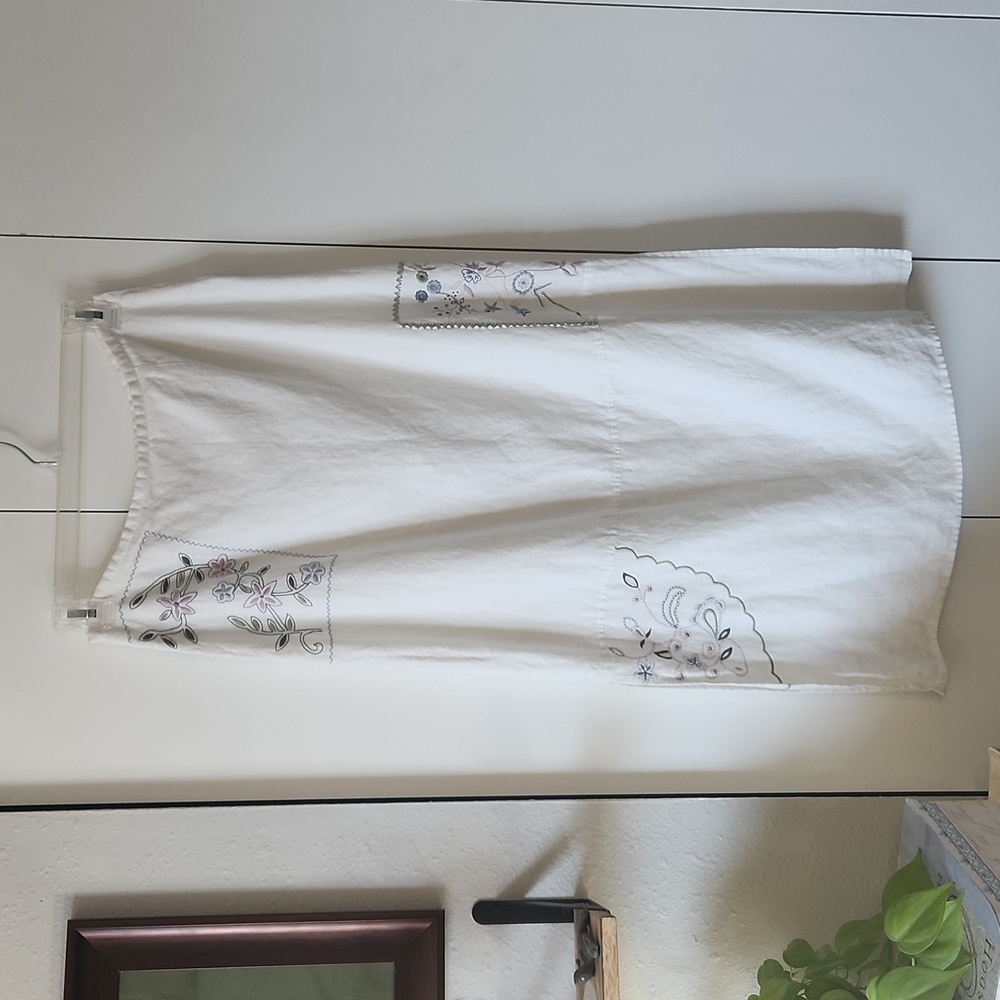 J.Jill White Cotton Embroidered Long Skirt Sz 12